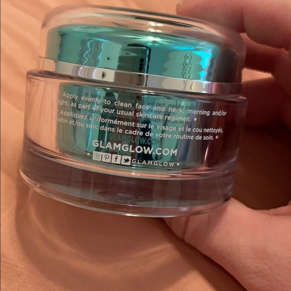 GLAMGLOW Moisturizer - Picture 2 of 2